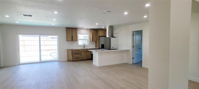 4018 29TH AVENUE W, Bradenton, FL 34205