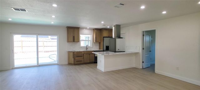 4018 29TH AVENUE W, Bradenton, FL 34205