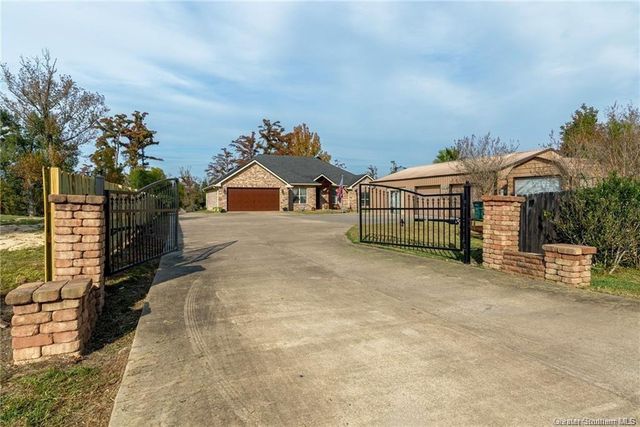 902 Hollis Road, Westlake, LA 70669