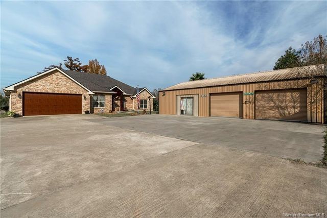 902 Hollis Road, Westlake, LA 70669