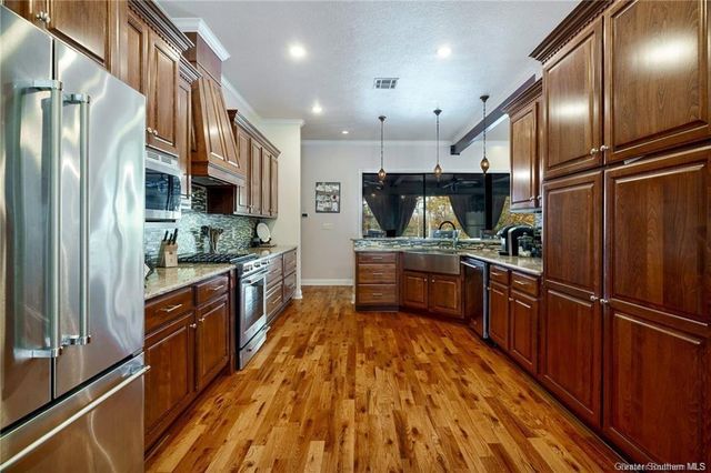 902 Hollis Road, Westlake, LA 70669