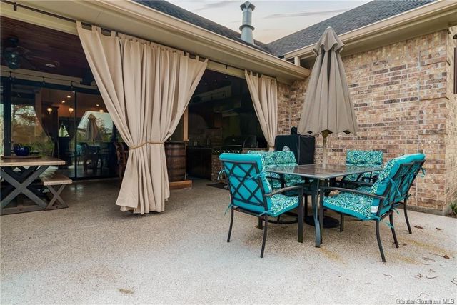 902 Hollis Road, Westlake, LA 70669