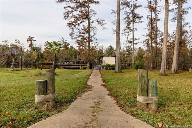 902 Hollis Road, Westlake, LA 70669