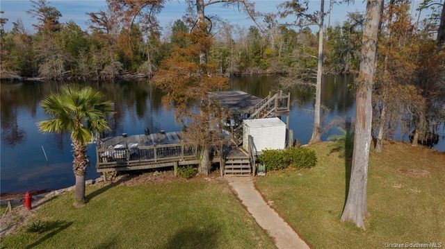 902 Hollis Road, Westlake, LA 70669