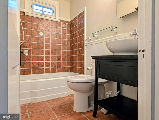 344 COLUMBIA AVE, Pitman, NJ 08071