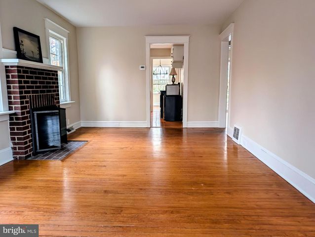 344 COLUMBIA AVE, Pitman, NJ 08071