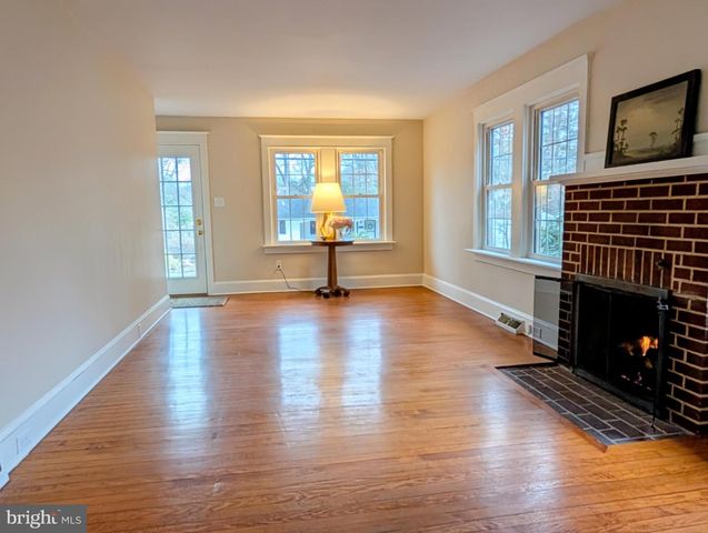 344 COLUMBIA AVE, Pitman, NJ 08071