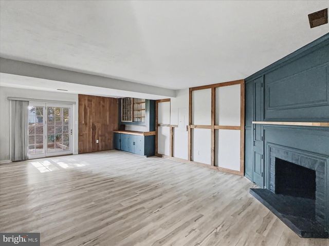 1629 YORKTOWNE DR, York, PA 17408