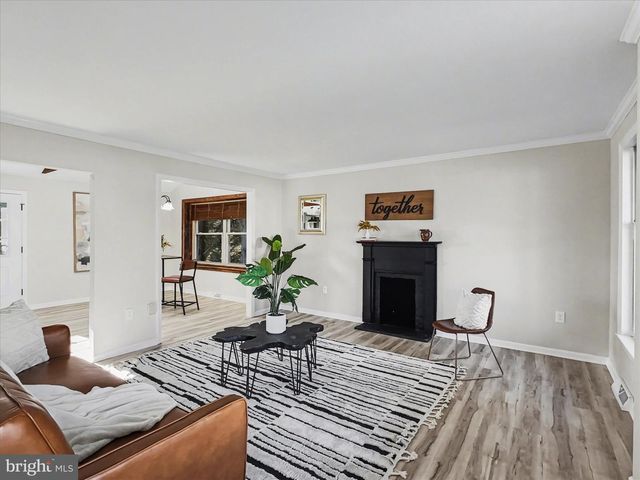 1629 YORKTOWNE DR, York, PA 17408