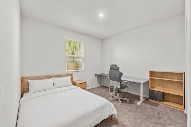 712 Renoir Ln, Stockton, CA 95209