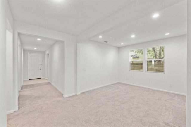 712 Renoir Ln, Stockton, CA 95209