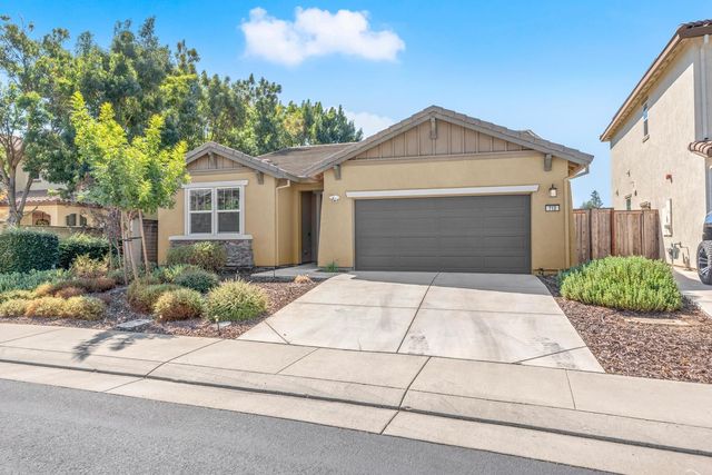712 Renoir Ln, Stockton, CA 95209
