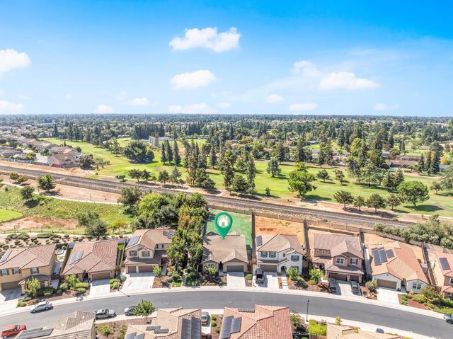 712 Renoir Ln, Stockton, CA 95209