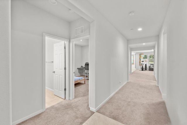 712 Renoir Ln, Stockton, CA 95209