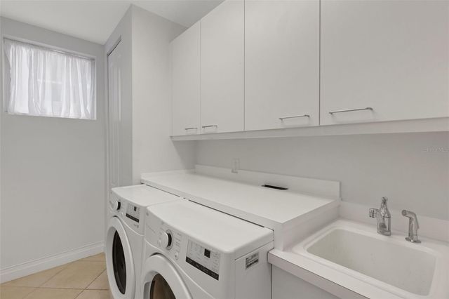 235 COCOANUT AVENUE 108B, Sarasota, FL 34236