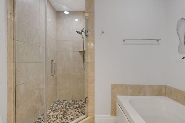 235 COCOANUT AVENUE 108B, Sarasota, FL 34236