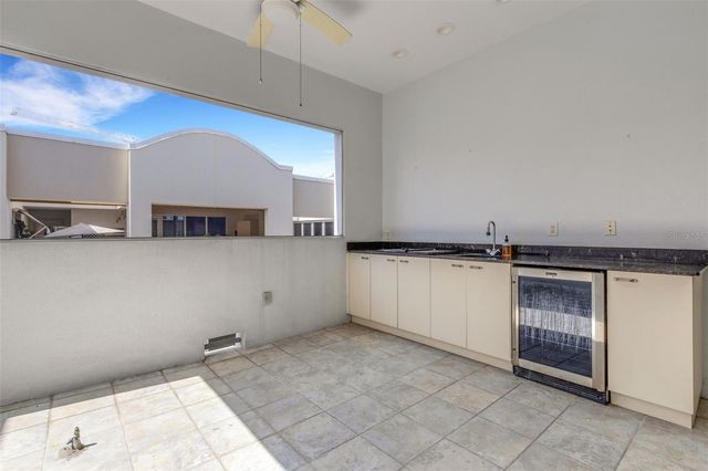 235 COCOANUT AVENUE 108B, Sarasota, FL 34236