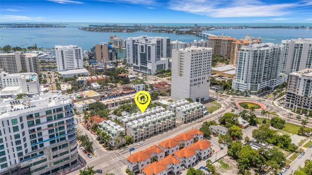 235 COCOANUT AVENUE 108B, Sarasota, FL 34236