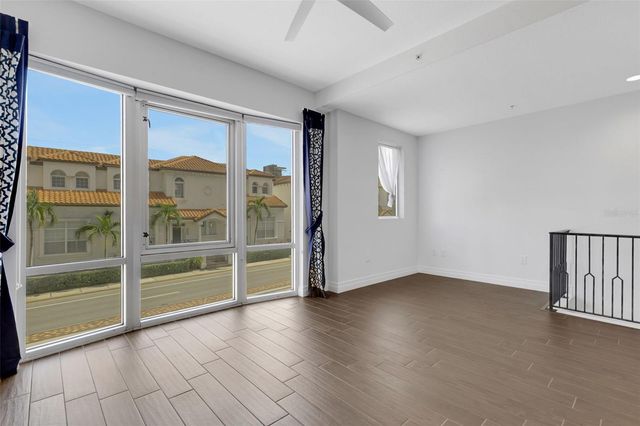 235 COCOANUT AVENUE 108B, Sarasota, FL 34236