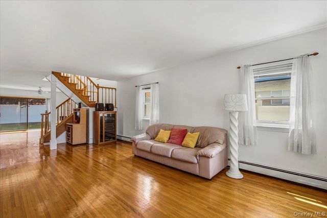 6461 230th Street, Oakland Gardens, NY 11364