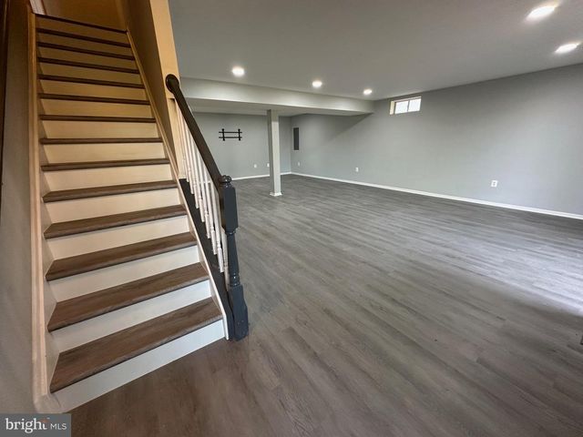 11 GRANITE CT, Fredericksburg, VA 22406