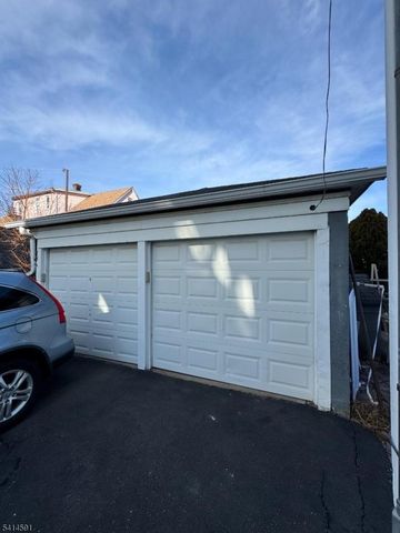 533 11Th Ave, Paterson City, NJ 07514