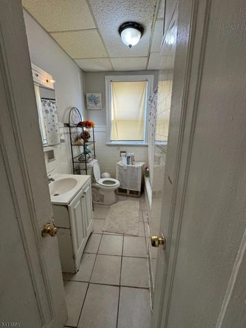 533 11Th Ave, Paterson City, NJ 07514