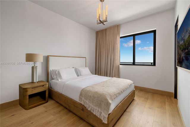700 NE 24th Street PH-5902, Miami, FL 33137
