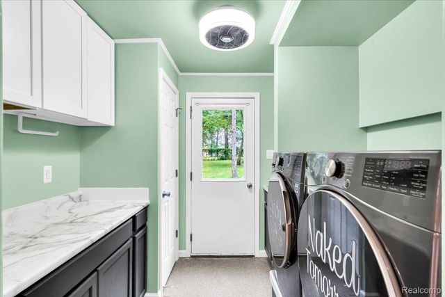 27769 Gilbert Drive, Warren, MI 48093