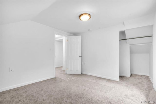 27769 Gilbert Drive, Warren, MI 48093