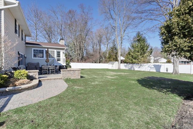 45 Capral Lane, New City, NY 10956