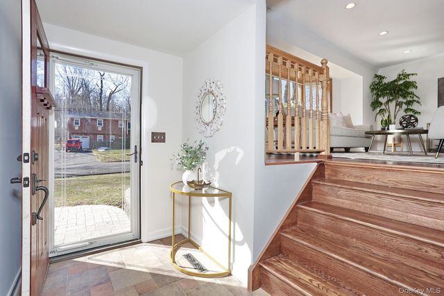 45 Capral Lane, New City, NY 10956