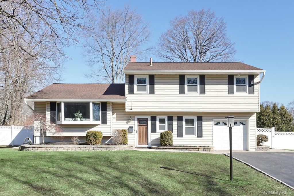 45 Capral Lane, New City, NY 10956