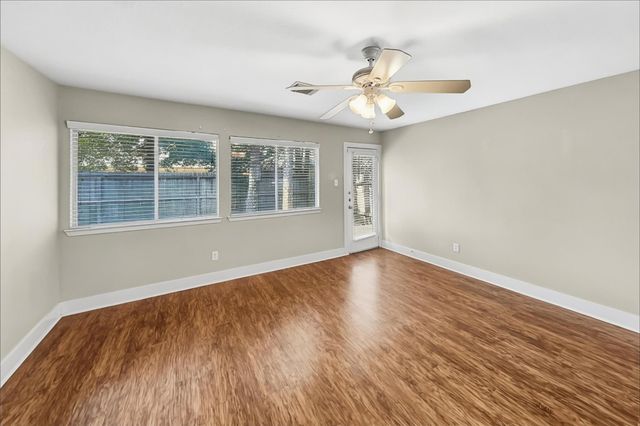 434 Laurel Timbers Drive, Houston, TX 77339