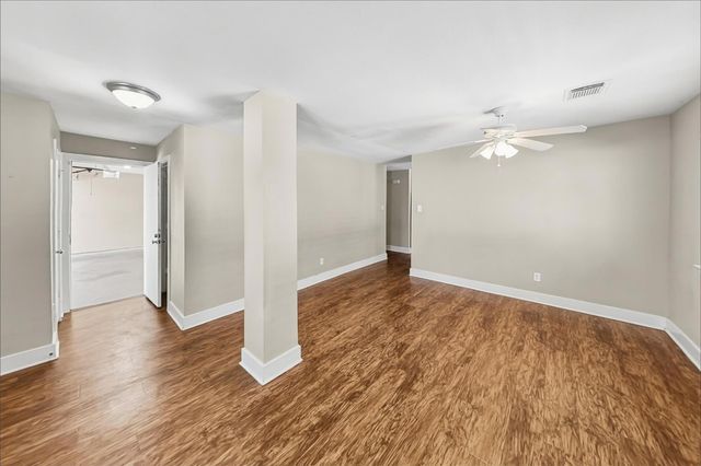 434 Laurel Timbers Drive, Houston, TX 77339