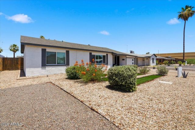 1908 E Pinchot Avenue, Phoenix, AZ 85016