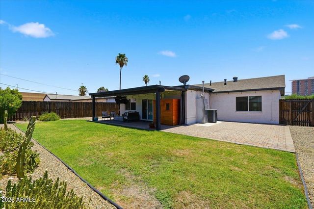 1908 E Pinchot Avenue, Phoenix, AZ 85016