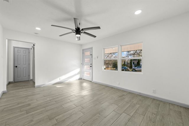 1209 Glenwood Drive, Irving, TX 75060