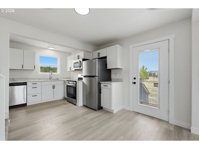 18530 Sw KRUGER Rd, Sherwood, OR 97140
