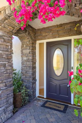 2353 Buena Creek Trail, Vista, CA 92084