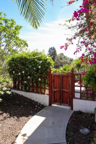 2353 Buena Creek Trail, Vista, CA 92084