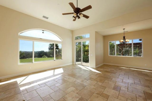 2353 Buena Creek Trail, Vista, CA 92084