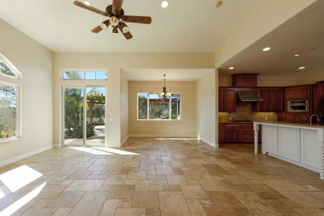 2353 Buena Creek Trail, Vista, CA 92084