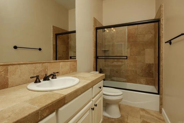 2353 Buena Creek Trail, Vista, CA 92084