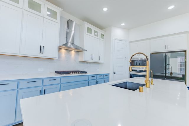 1708 Buttercup Avenue, Aubrey, TX 76227