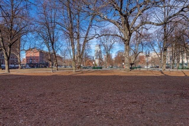 10 St. George Street 203, Boston, MA 02118