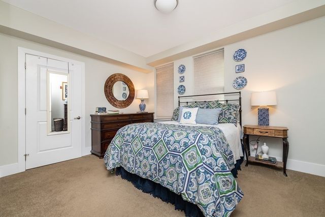 10 St. George Street 203, Boston, MA 02118