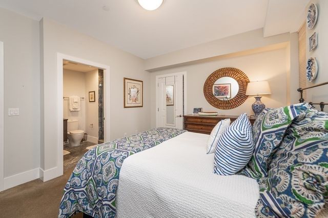 10 St. George Street 203, Boston, MA 02118