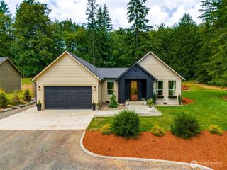 108 Lily Lane, Castle Rock, WA 98611
