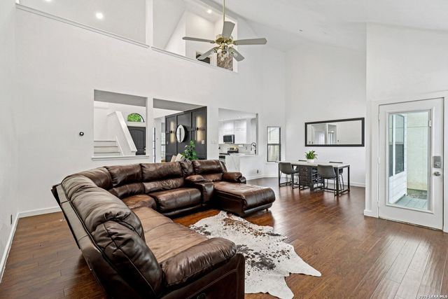 15115 Oak Briar, San Antonio, TX 78232